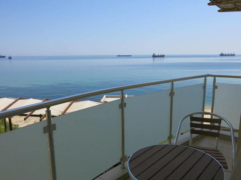 Albizia Beach Hotel Varna Exteriör bild