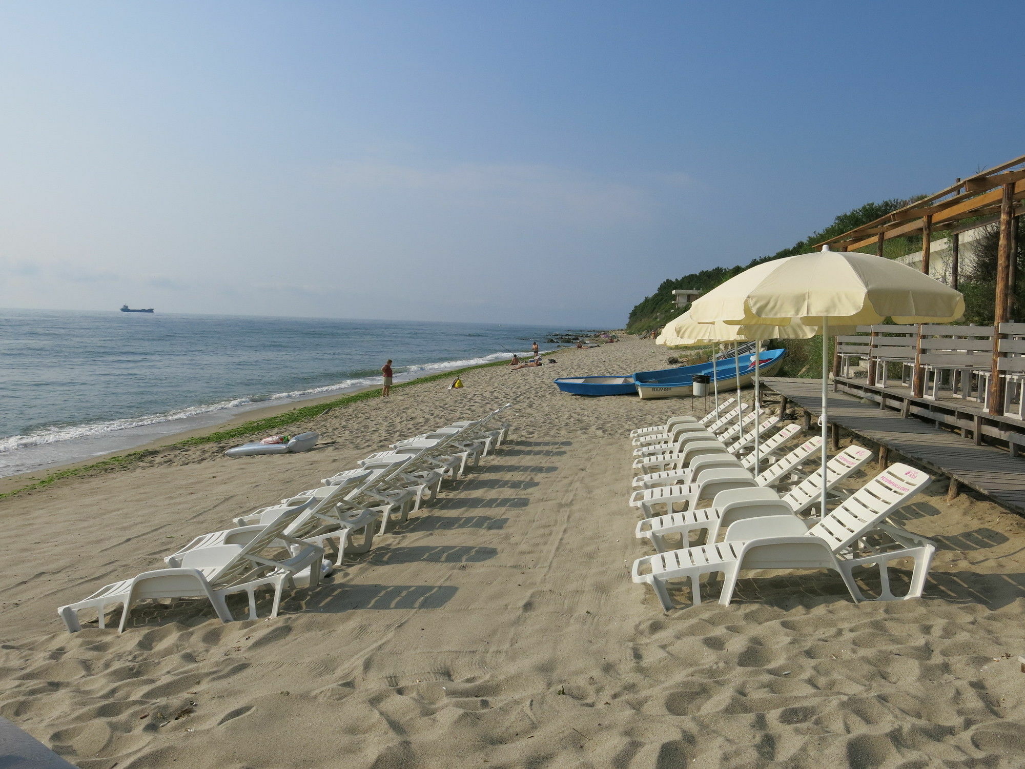 Family Hotel Albizia Beach Varna Exteriör bild